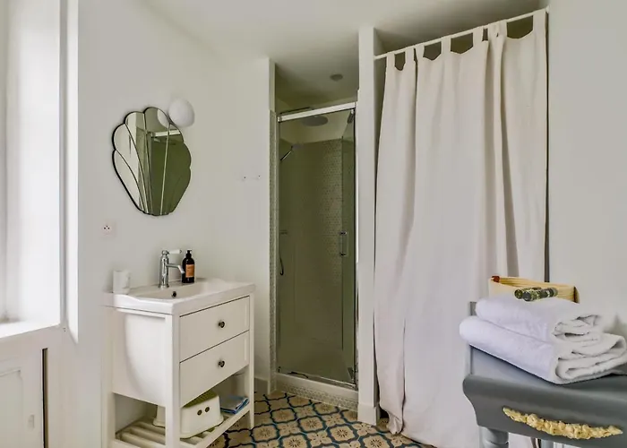 Апартаменты Dans L'ancien Grand T3 Lumineux Ульгат