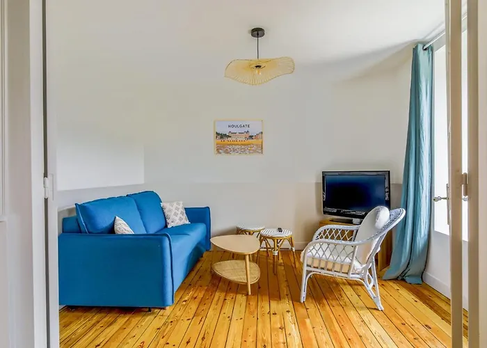 Dans L'ancien Grand T3 Lumineux Ульгат